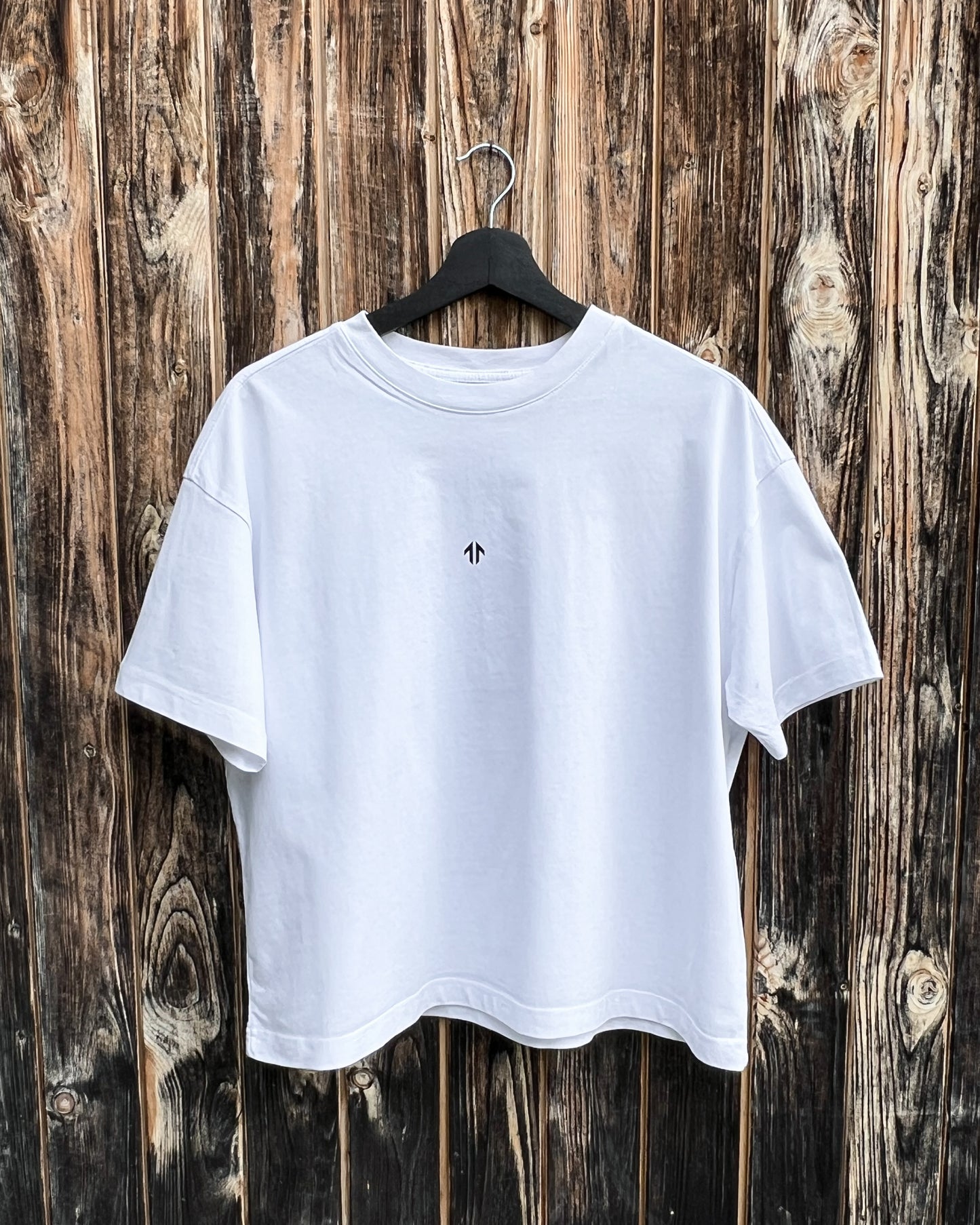 DISCIPLINE WHITE